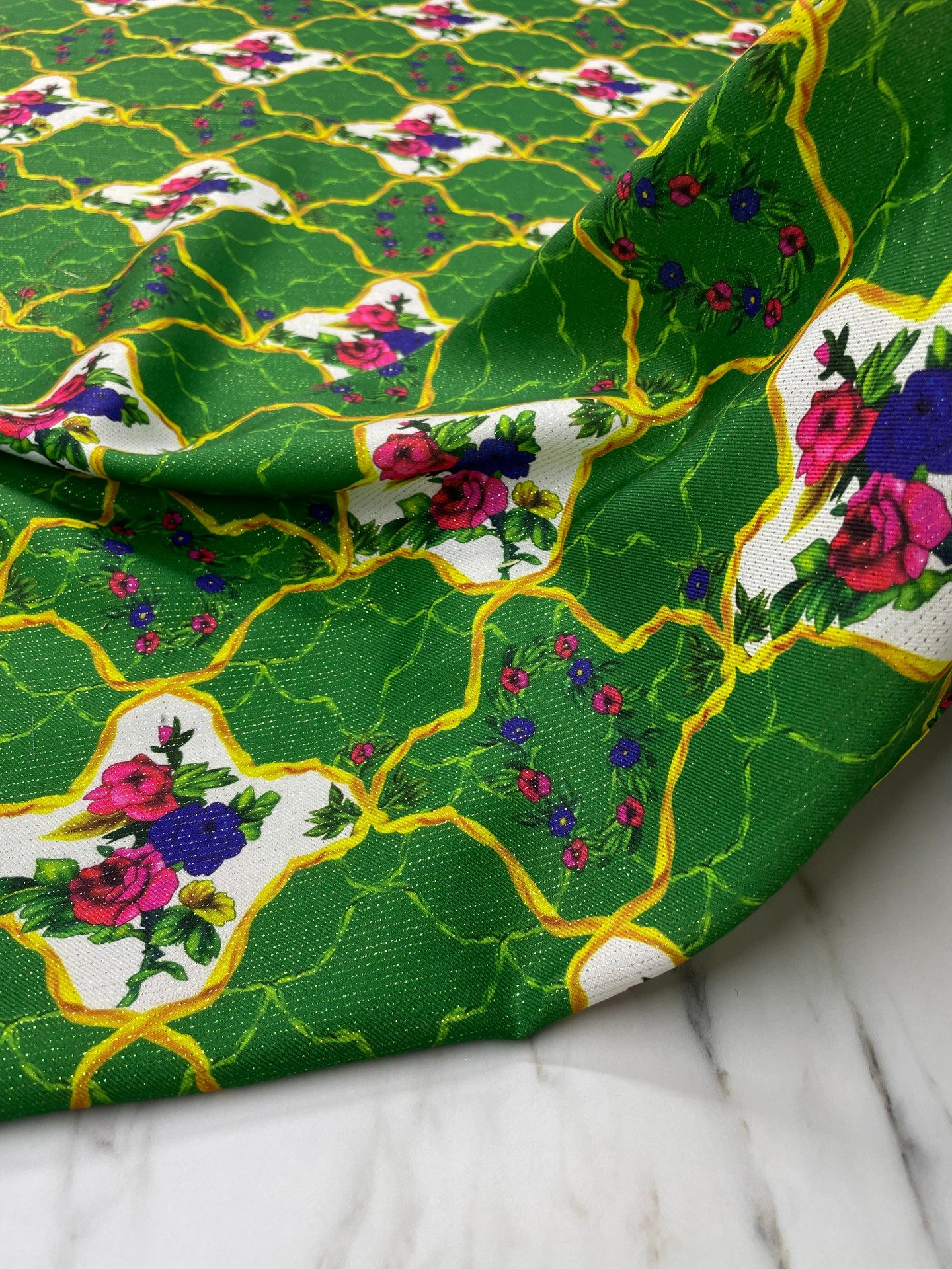 Altın Simli Vildan Çiçegi Elbiselik Keten Kumaş