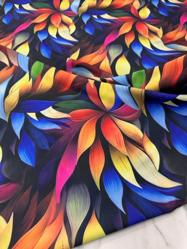 Yaprak Desen Elbiselik Gömleklik Krep Kumaş