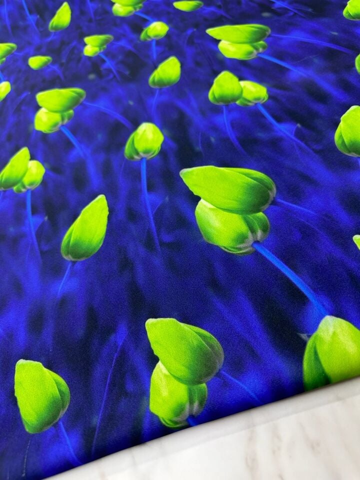 Yeşil Lale Desen Elbiselik Gömleklik Krep Kumaş