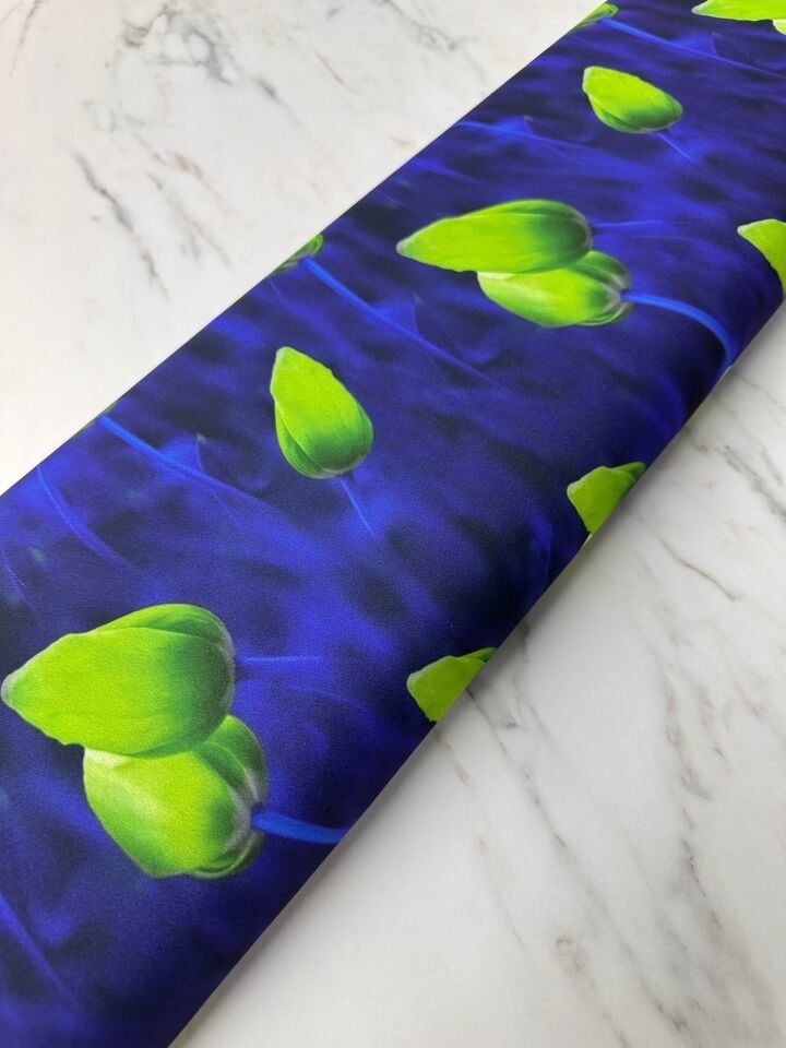 Yeşil Lale Desen Elbiselik Gömleklik Krep Kumaş