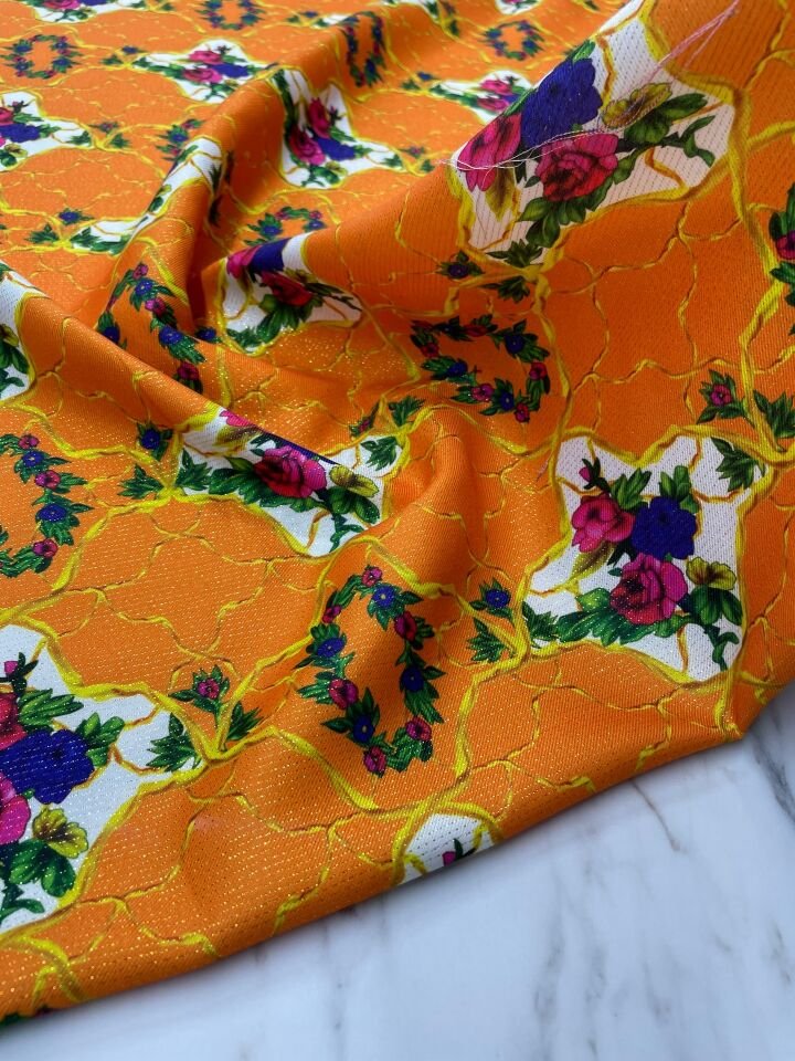 Altın Simli Vildan Çiçegi Desen Elbiselik Keten Kumaş