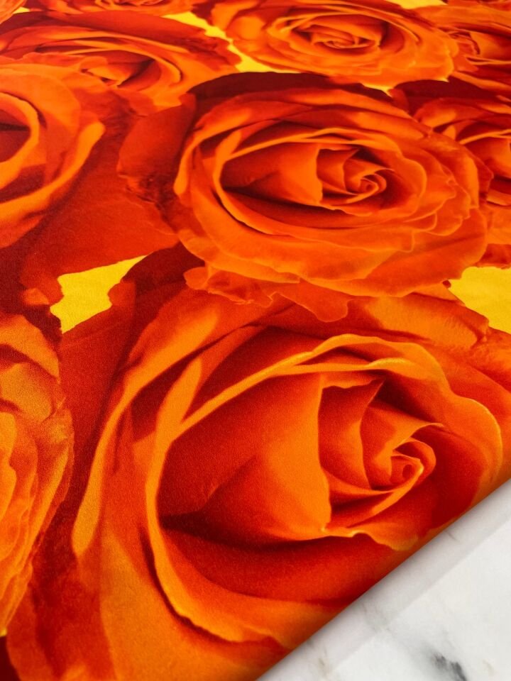 Turuncu Büyük Gül Desen Elbiselik Gömleklik Krep Kumaş