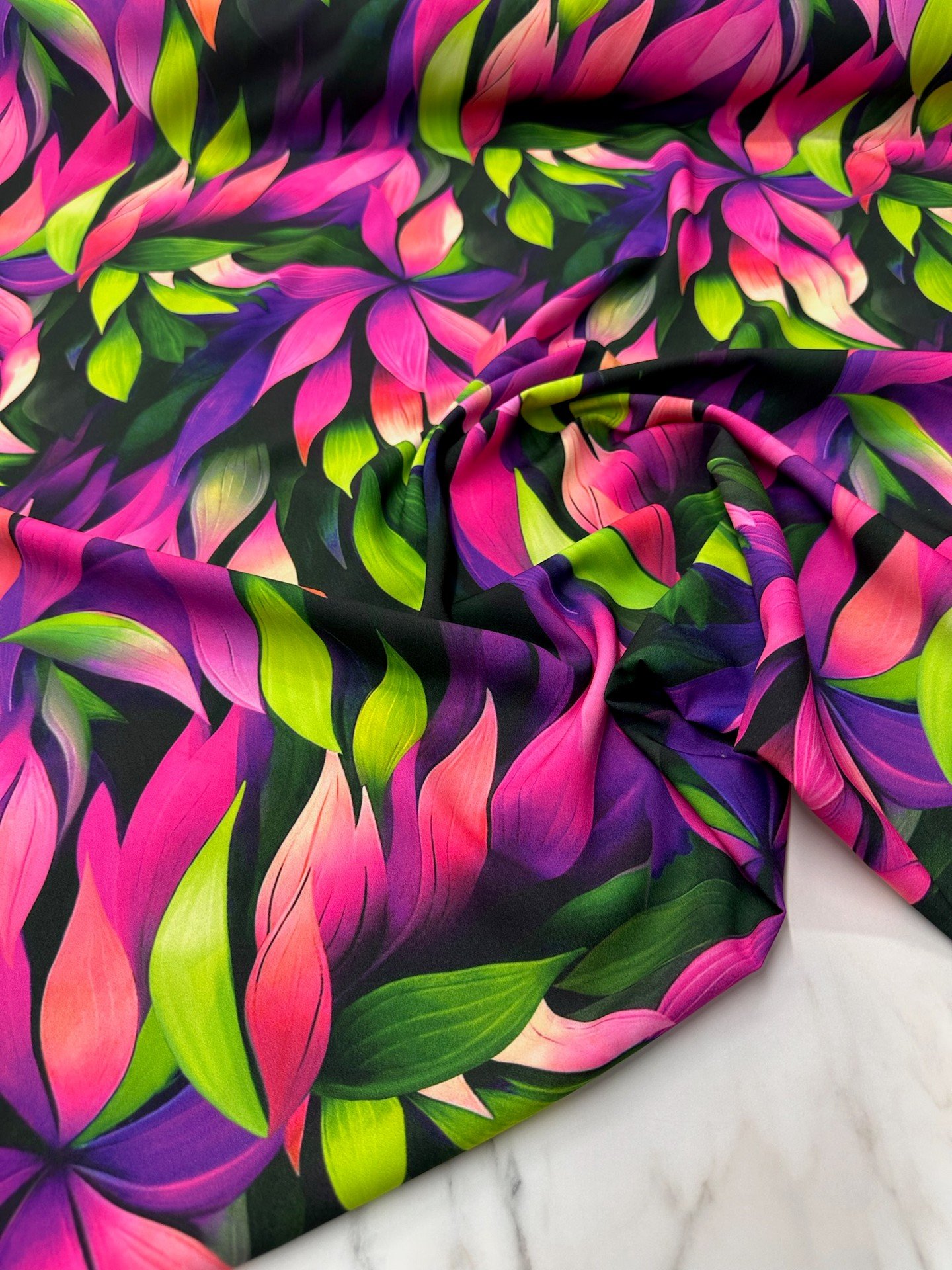 Yaprak Desen Elbiselik Gömleklik Krep Kumaş