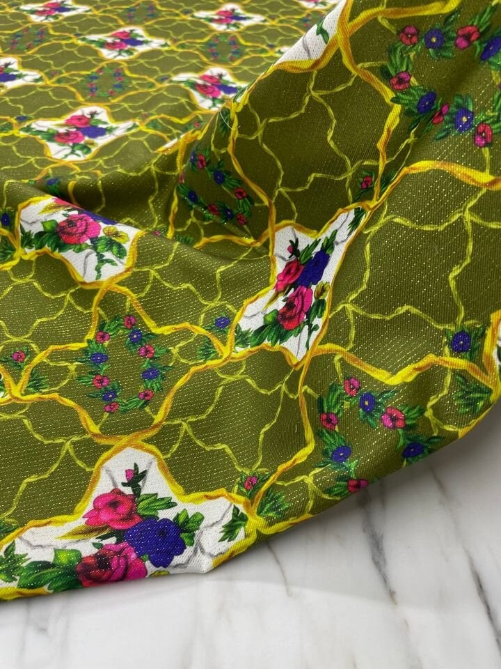 Altın Simli Vildan Çiçegi Desen Elbiselik Keten Kumaş