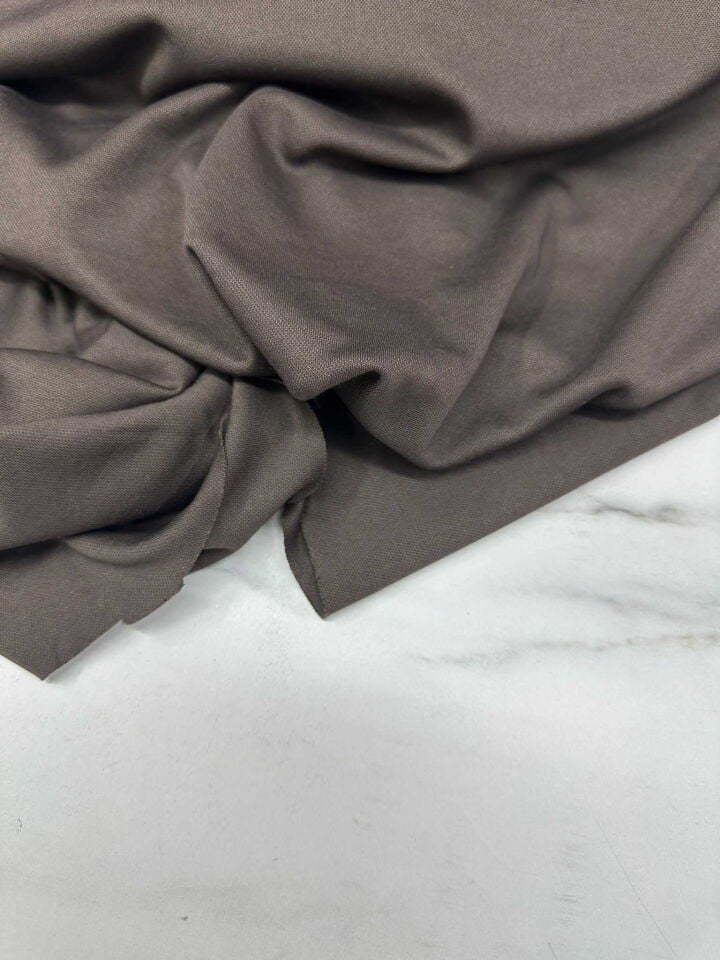 İki İplik Kahfe Renk Penye Kumaş Yumuşak Dökümlü