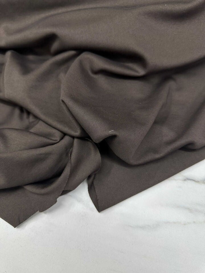 İki İplik Kahfe Renk Penye Kumaş Yumuşak Dökümlü