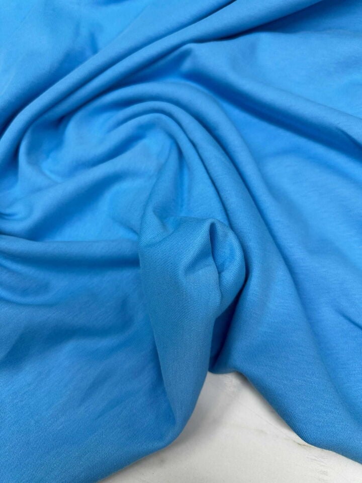 İki İplik Mavi Renk Penye Kumaş Yumuşak Dökümlü