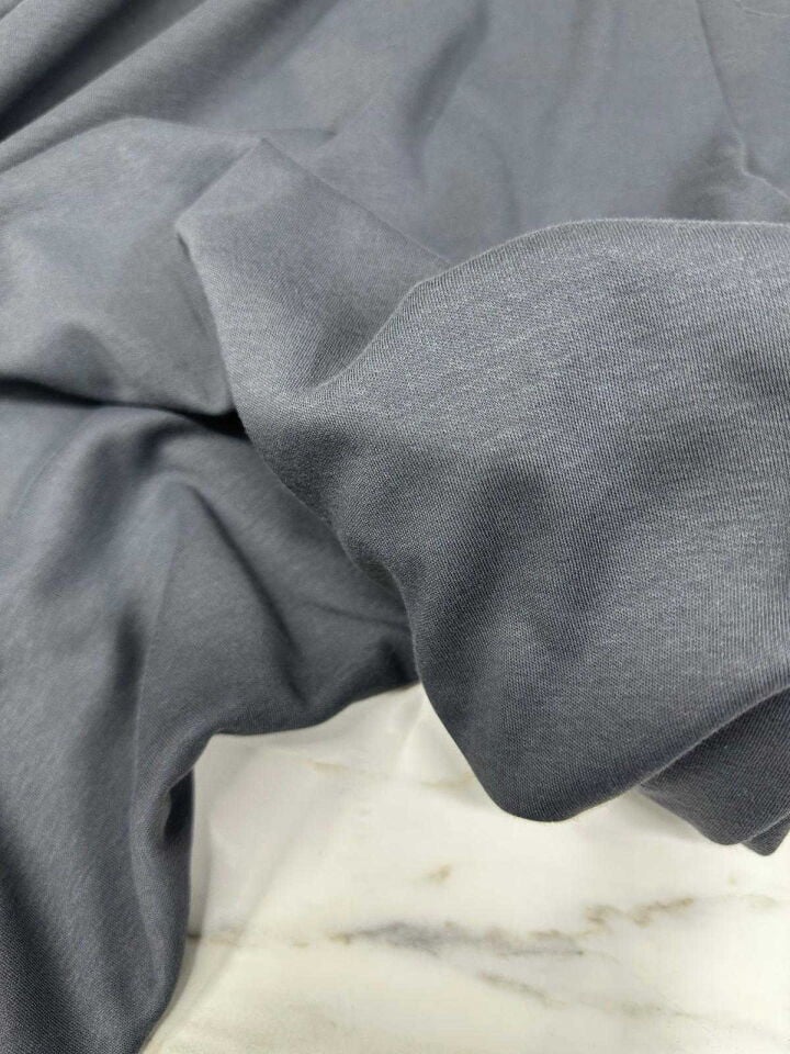 Füme Renk İki İplik Penye Kumaş Yumuşak Dökümlü