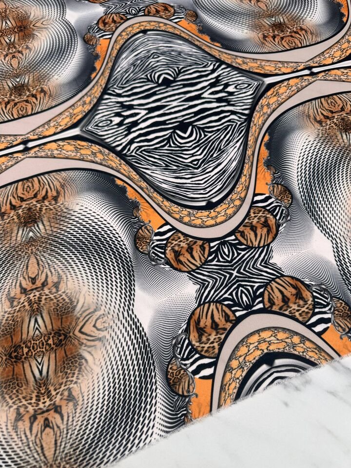 Leonar Desen Elbiselik Gömleklik Krep Kumaş