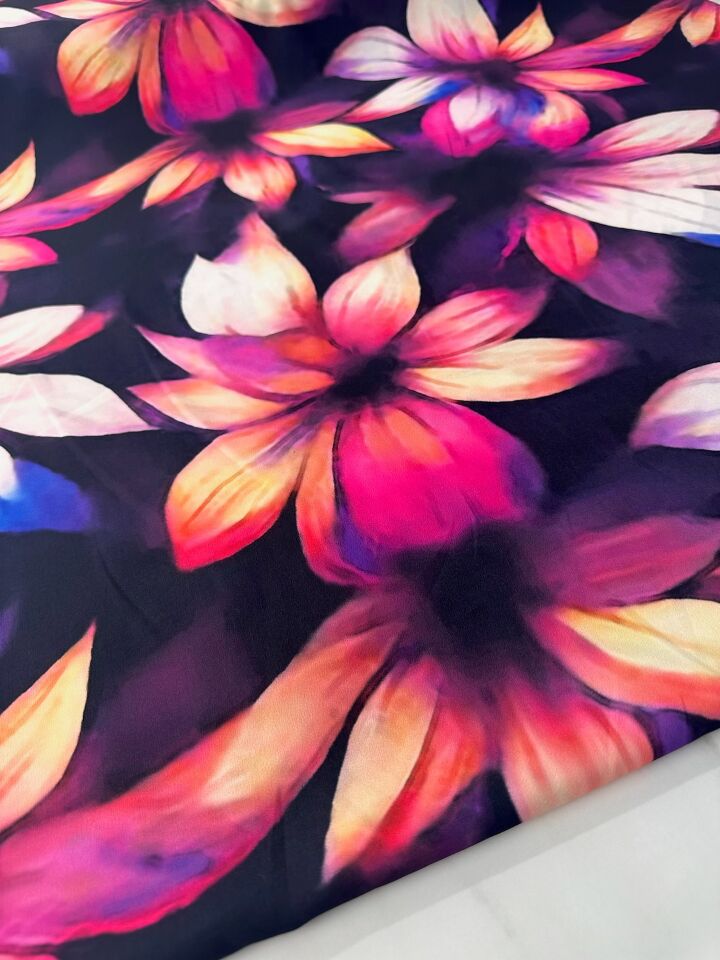 Zambak Desen Elbiselik Gömleklik Krep Kumaş