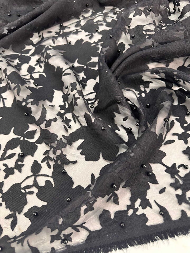 İnci İşleme Siyah Yakma Tül Abiye Elbise