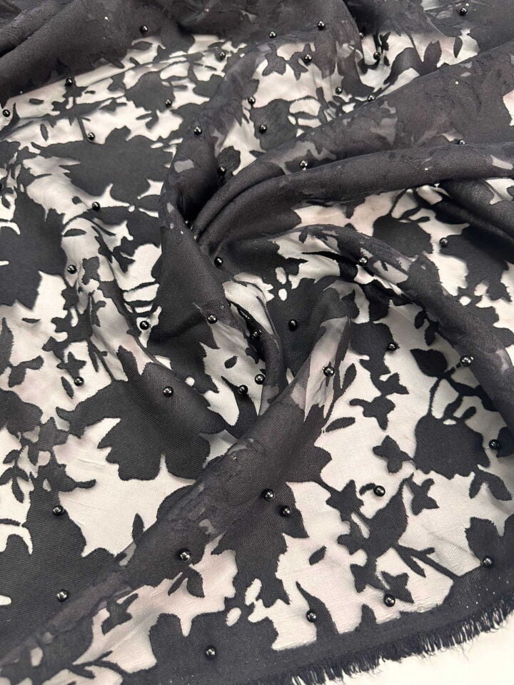 İnci İşleme Siyah Yakma Tül Abiye Elbise