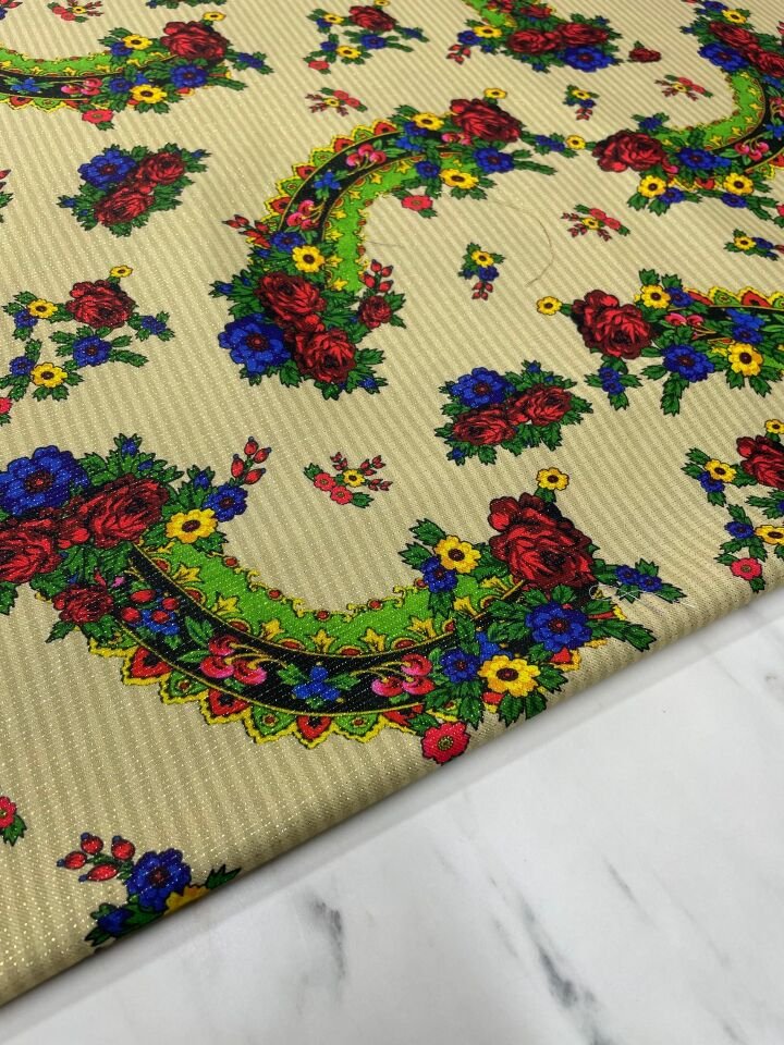 Altın Simli Türkmen Motif Elbiselik Keten Kumaş