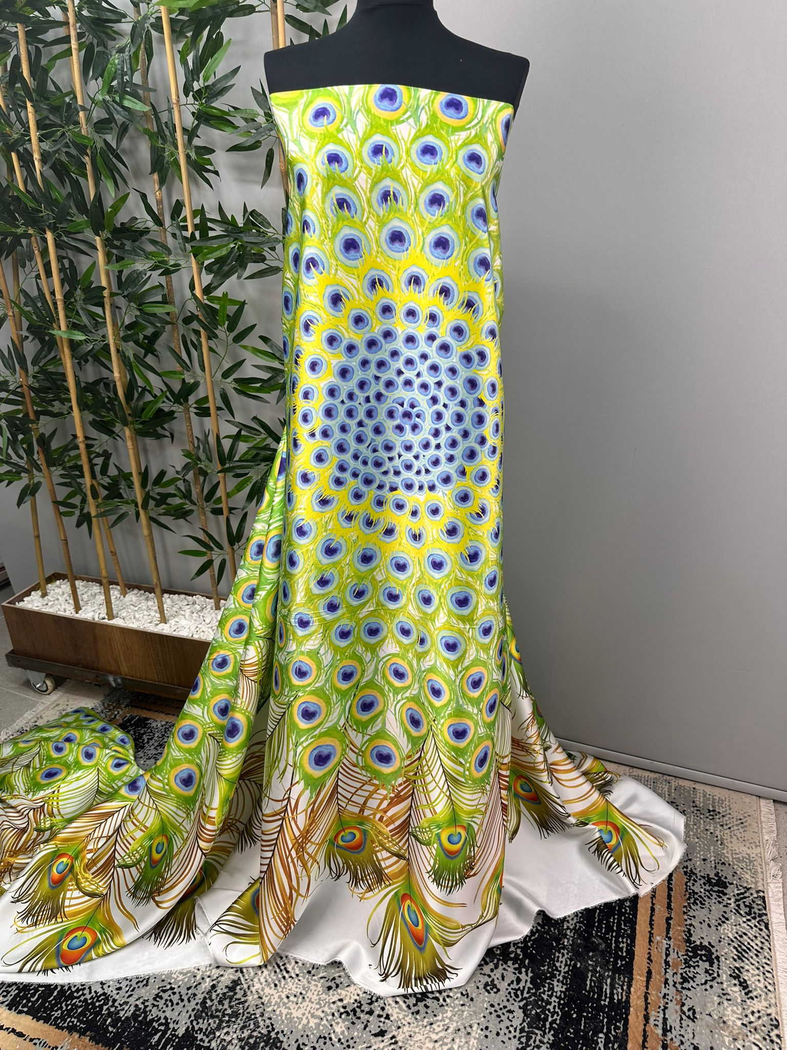 Fantazi Desen İpek Saten Elbise Etek Abaya