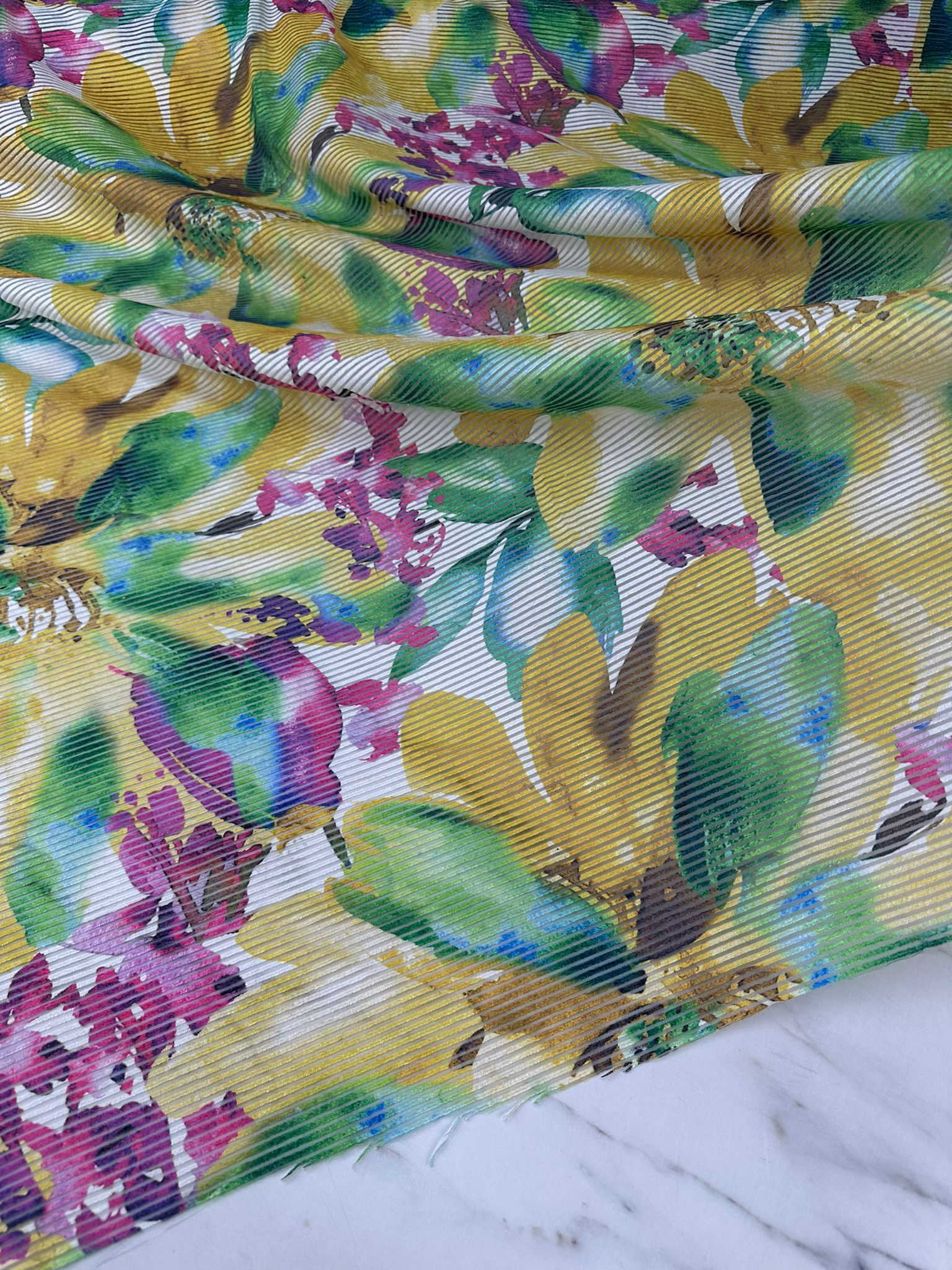 İndirimli Dijital Baskı Kesme Organize Yumuşak Dökümlü