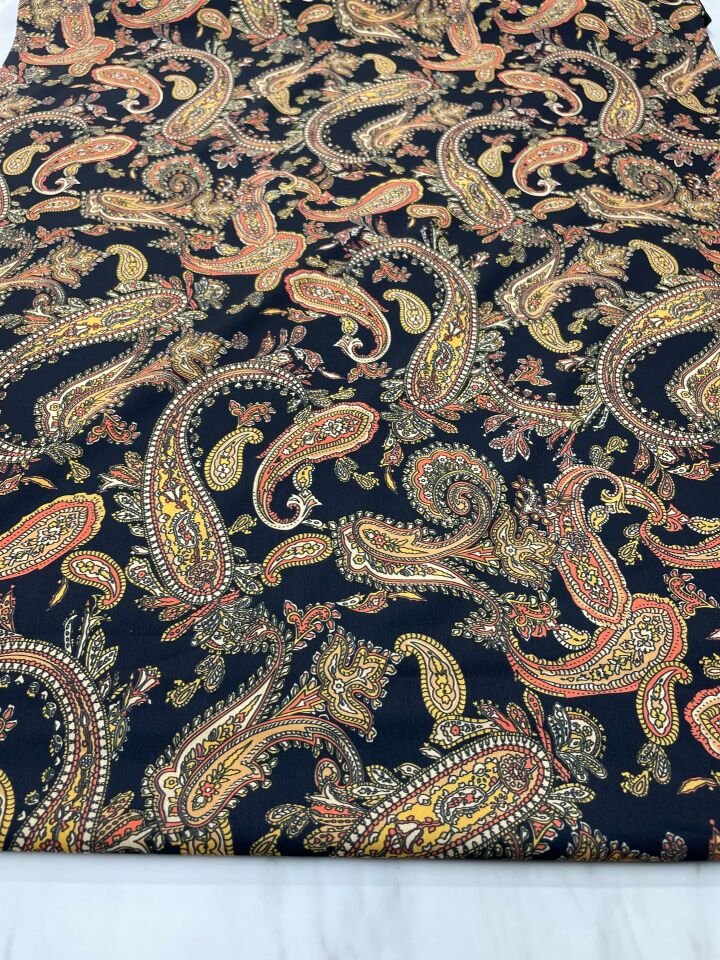 Özbek Desen Elbiselik Gömleklik Krep Kumaş