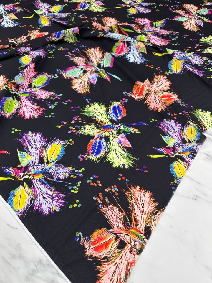 Yaprak Desen Elbiselik Gömleklik Krep Kumaş