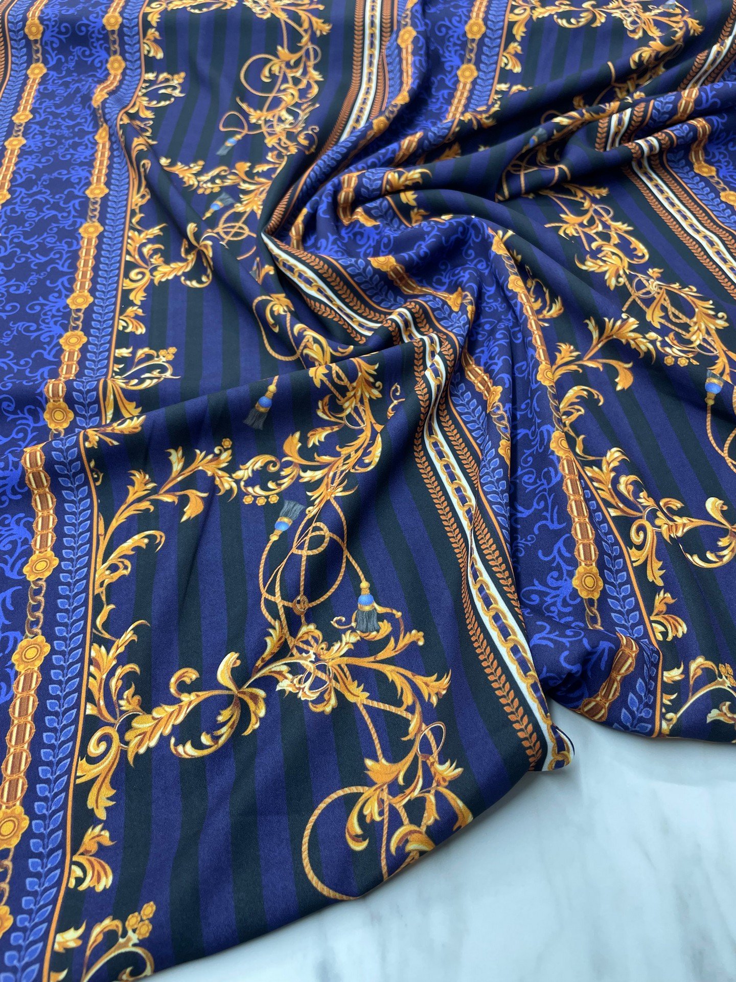 Mavi Nakış Desen Elbiselik Gömleklik Krep Kumaş