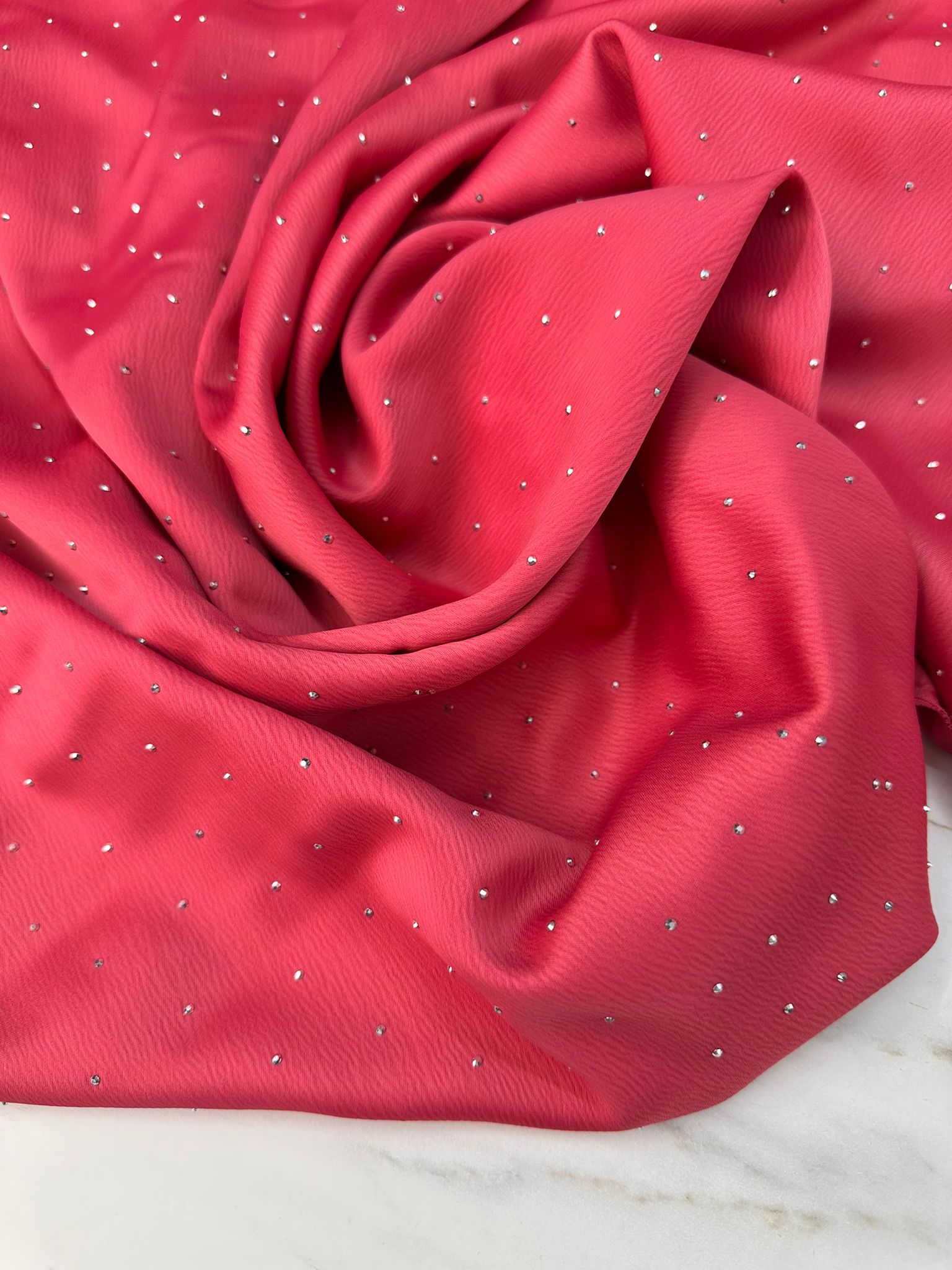 Taş İşleme Saten Yumuşak Dökümlü Elbise Pantolon Abiye Elbise