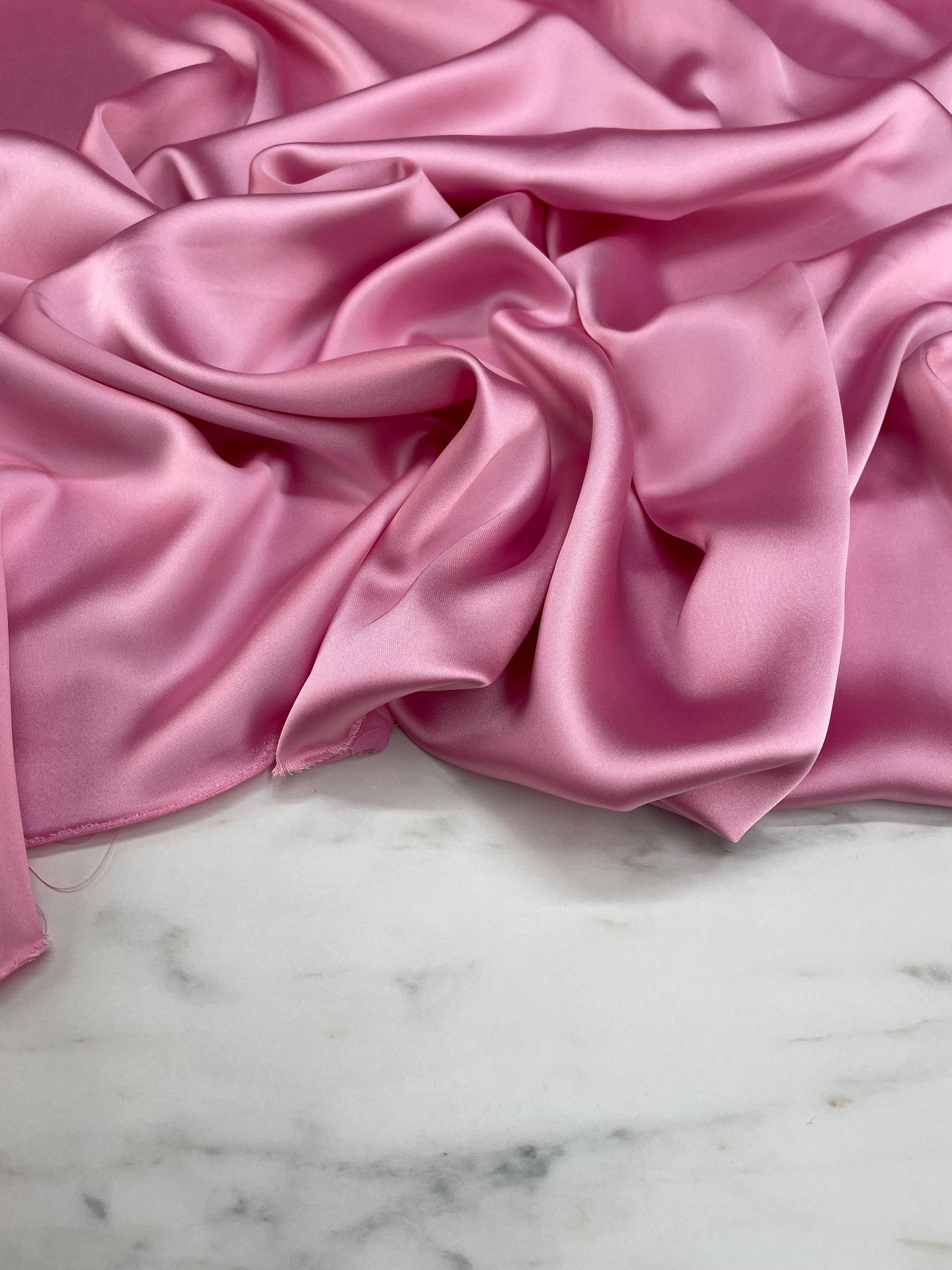 Pembe Düz Elbiselik Likralı Saten Kumaş