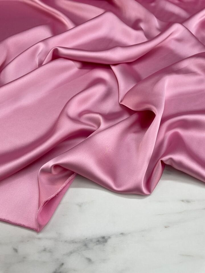 Pembe Düz Elbiselik Likralı Saten Kumaş