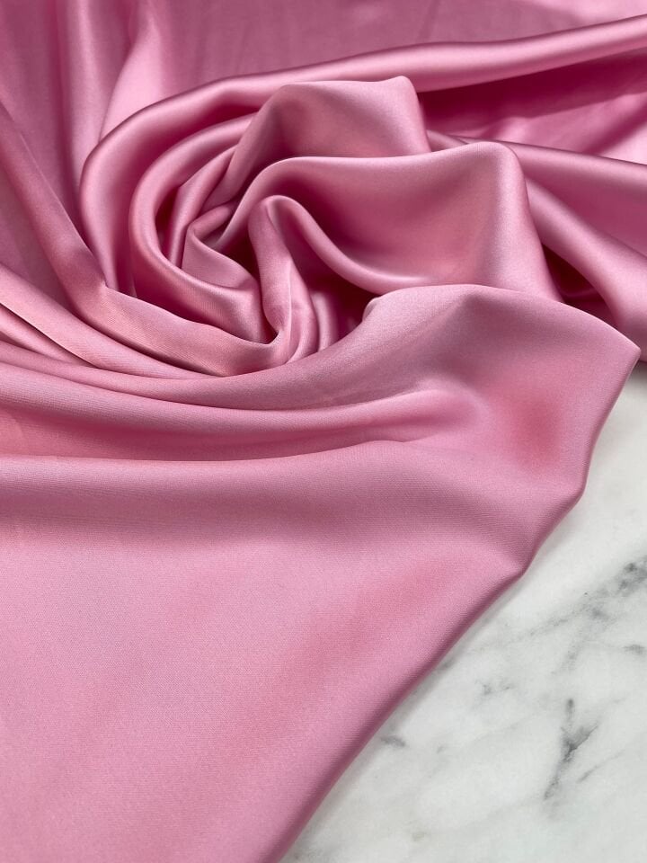 Pembe Düz Elbiselik Likralı Saten Kumaş