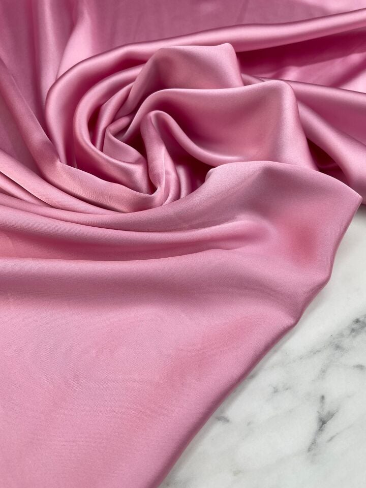 Pembe Düz Elbiselik Likralı Saten Kumaş