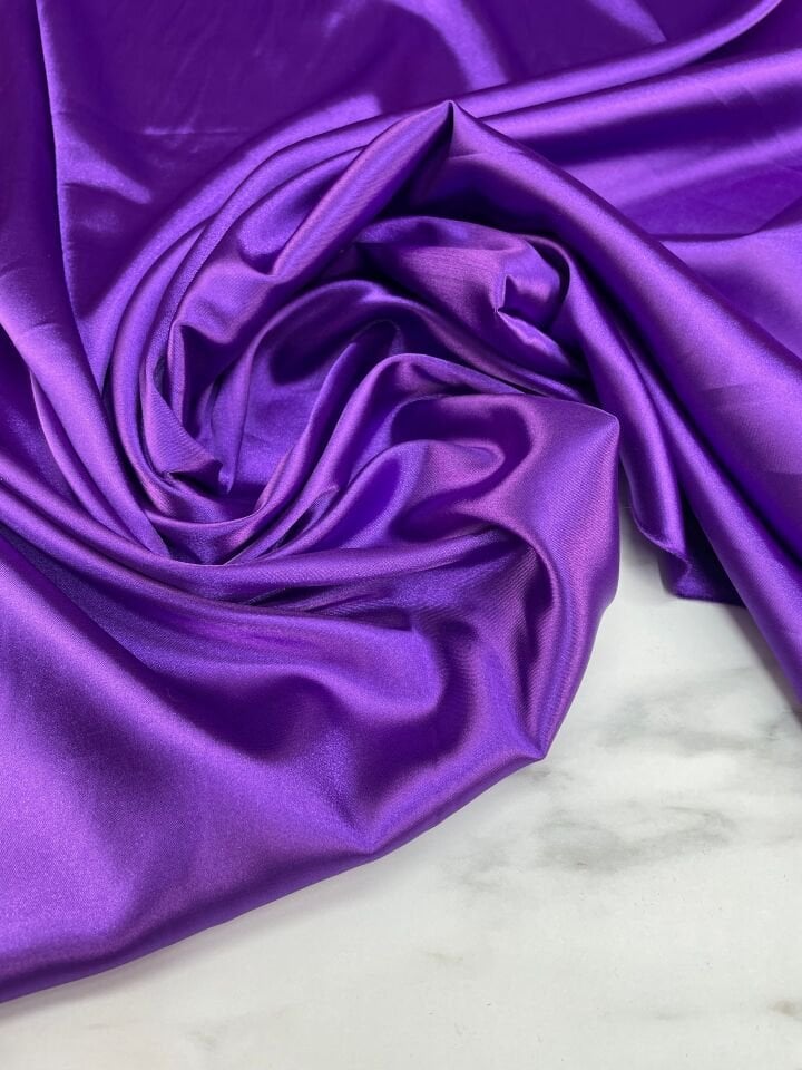 Mor Düz Elbiselik Likralı Saten Kumaş