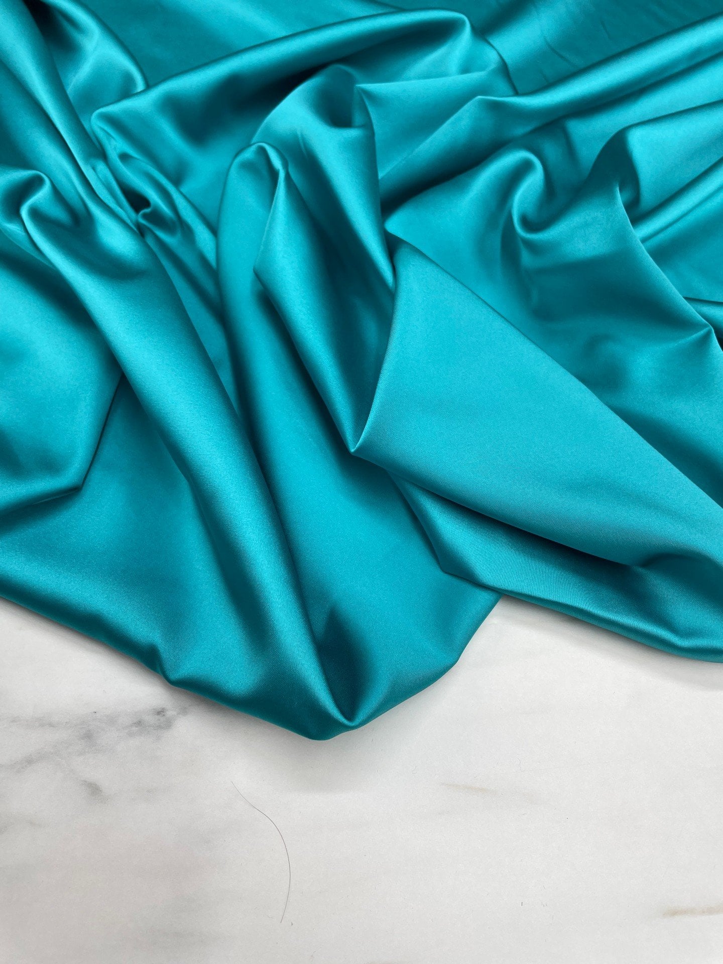 Turkuaz Düz Elbiselik Likralı Saten Kumaş