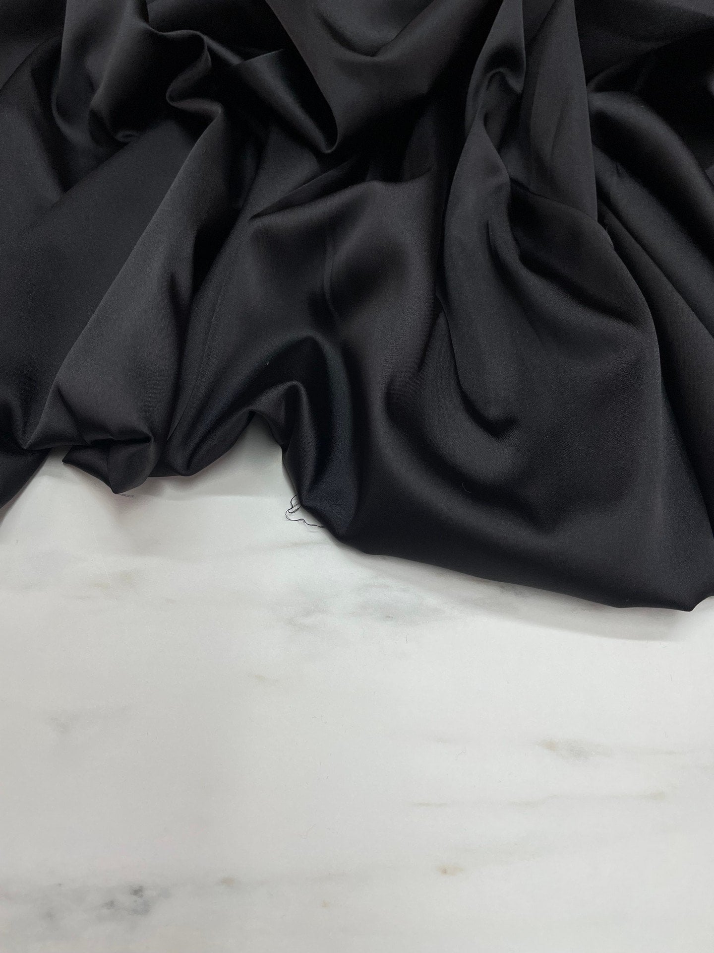 Siyah Düz Elbiselik Likralı Saten Kumaş