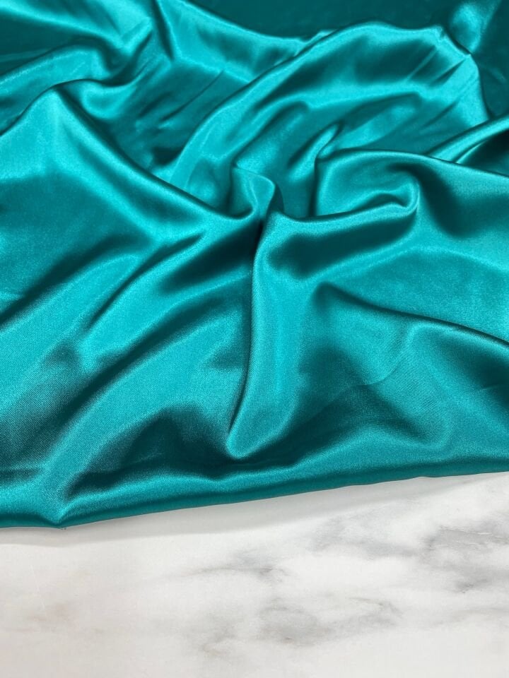 Petrol Mavisi Düz Elbiselik Likralı Saten Kumaş