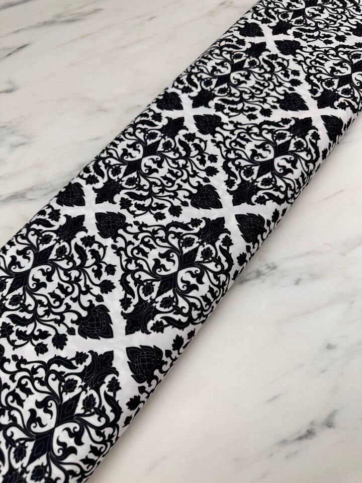 Siyah Nakış Desen Elbiselik Gömleklik Krep Kumaş