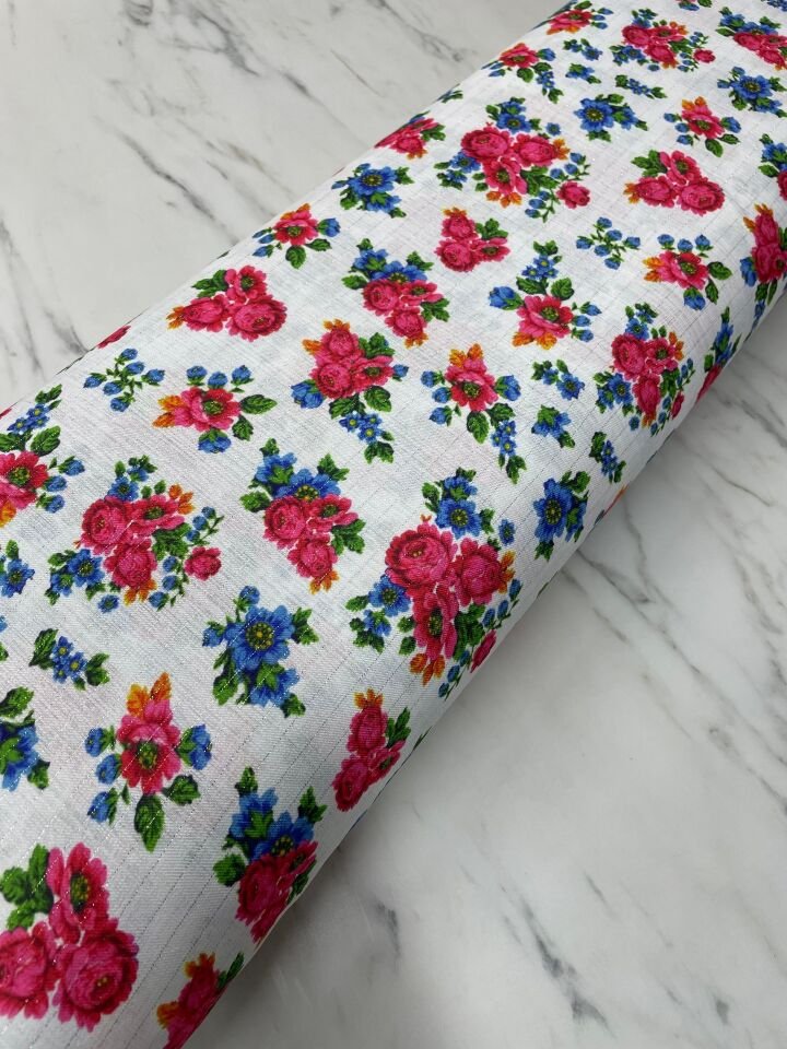 Gümüş Simli Menekşe Çiçegi Desen Elbiselik Keten Kumaş