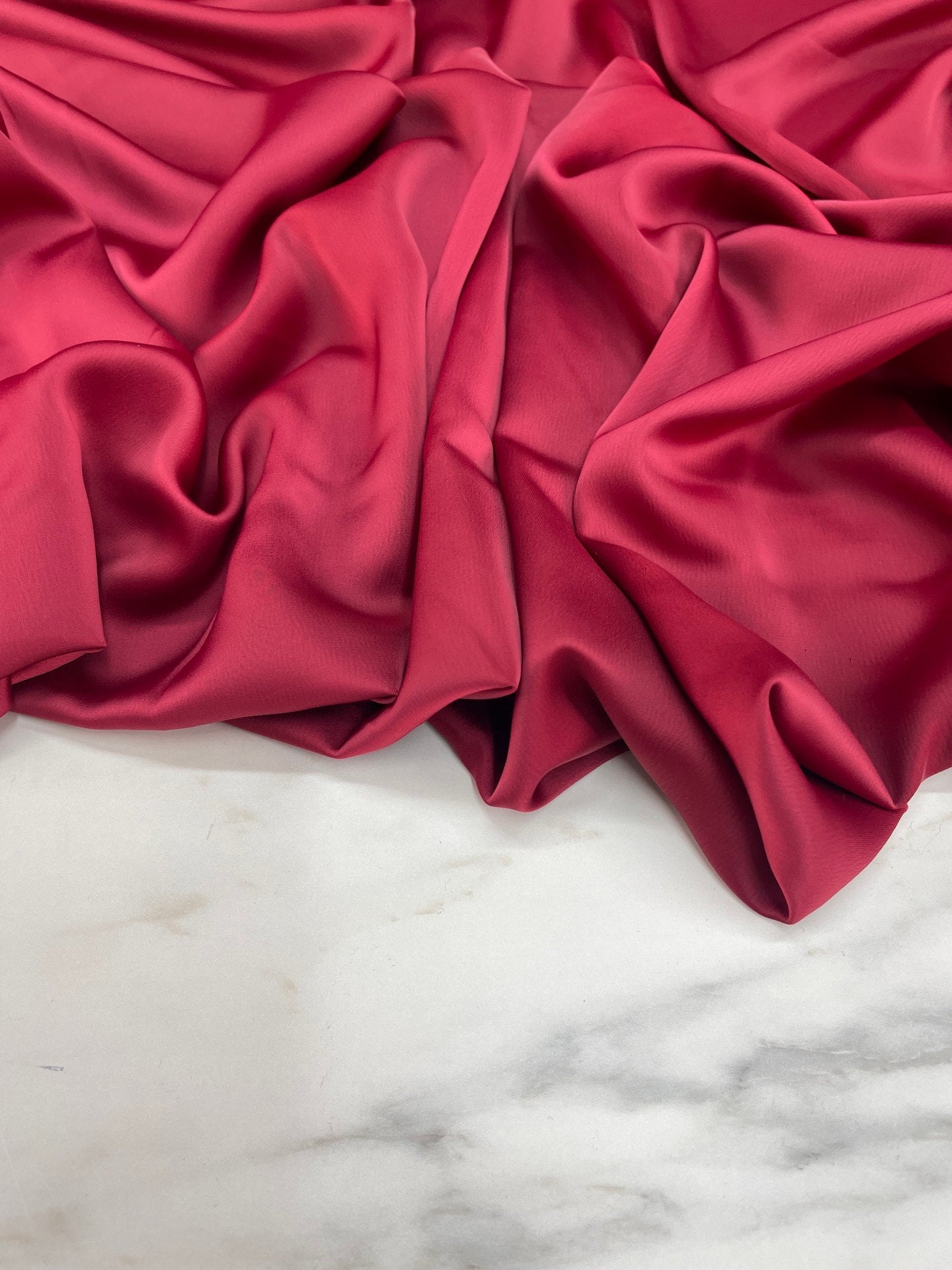 Bordo Düz Elbiselik Likralı Saten Kumaş