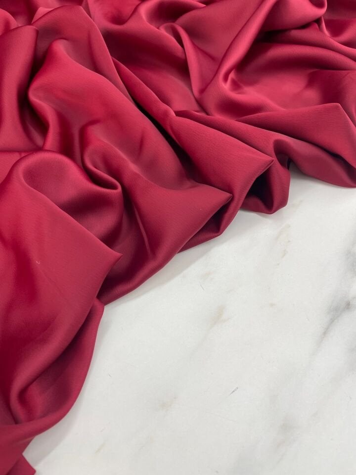 Bordo Düz Elbiselik Likralı Saten Kumaş