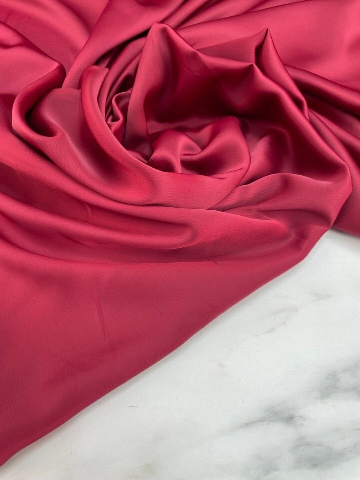 Bordo Düz Elbiselik Likralı Saten Kumaş