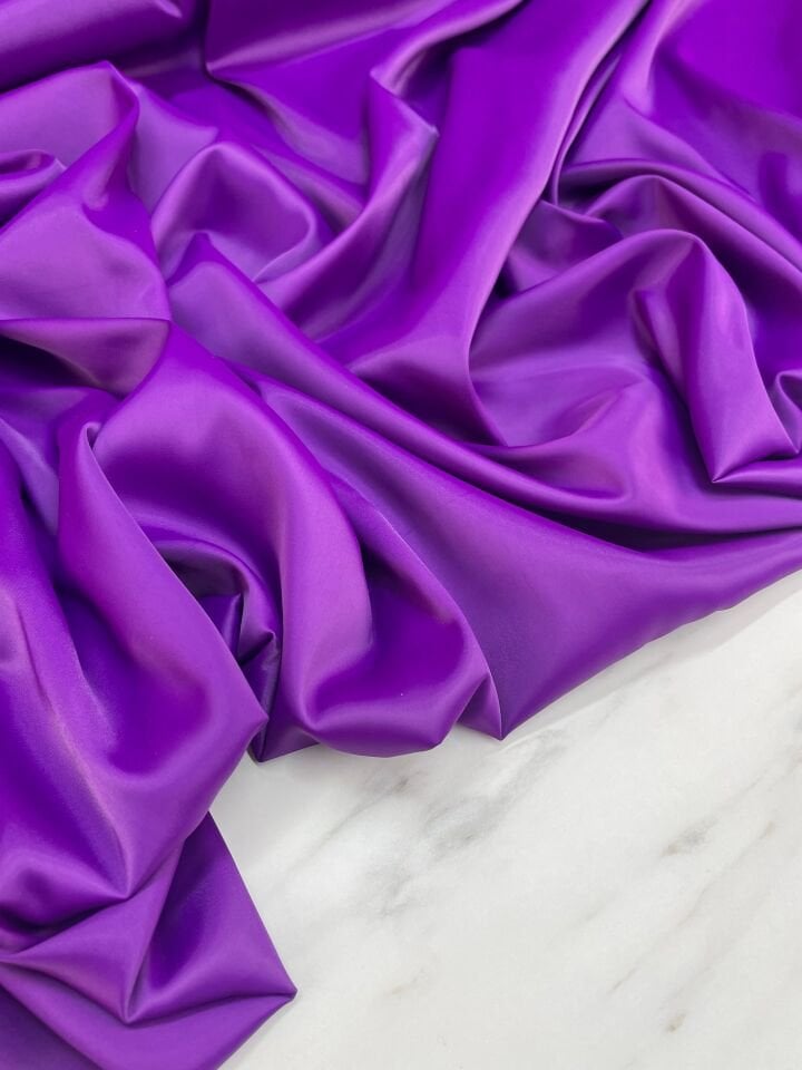 Mor Düz Elbiselik Likralı Saten Kumaş