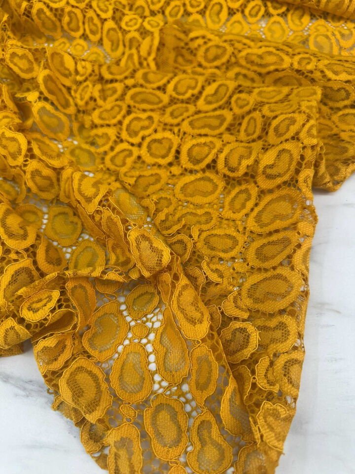 Saluar Dantel Kumaş