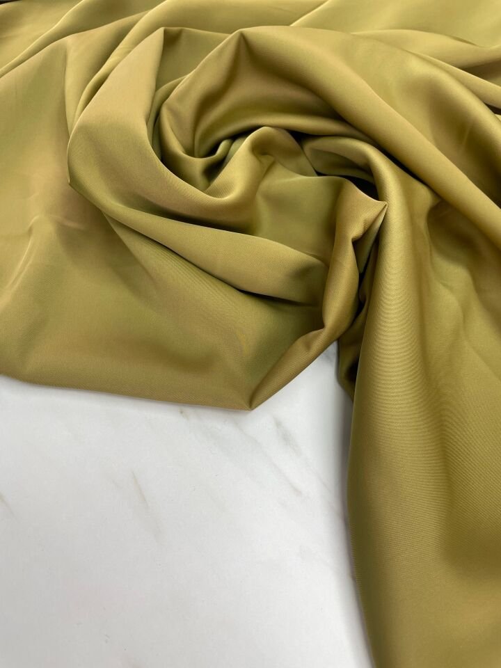 Zeytin Yeşili Düz Elbiselik Likralı Saten Kumaş