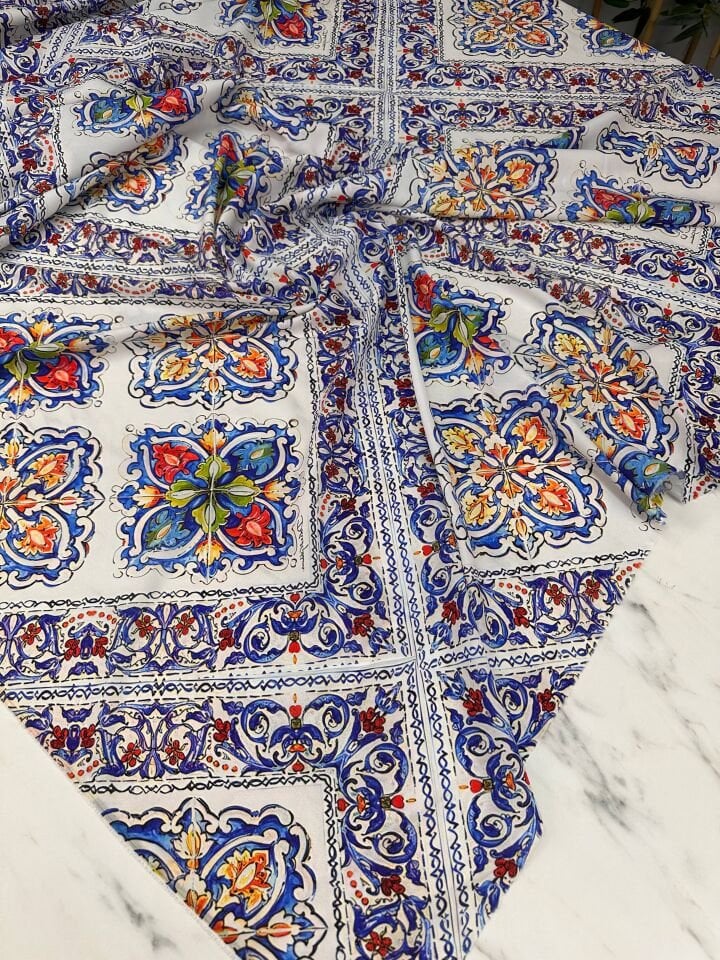 Nakış Desen Elbiselik Gömleklik Krep Kumaş