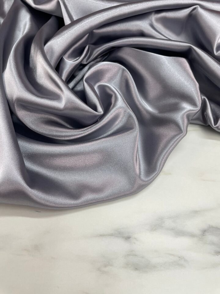 Gri Düz Elbiselik Likralı Saten Kumaş