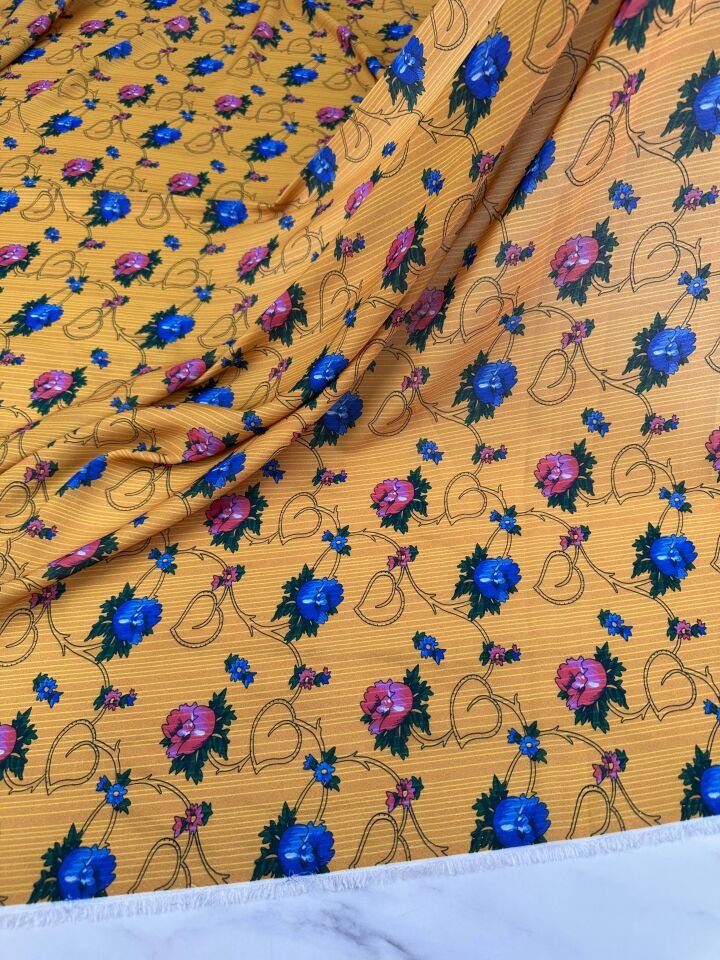 Sarı Türkmen Desen Elbiselik Gömleklik Krep Kumaş