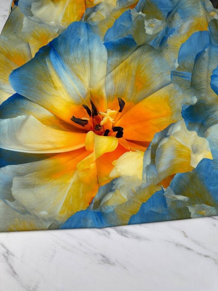 Büyük Çiçek Desen Elbiselik Gömleklik Krep Kumaş