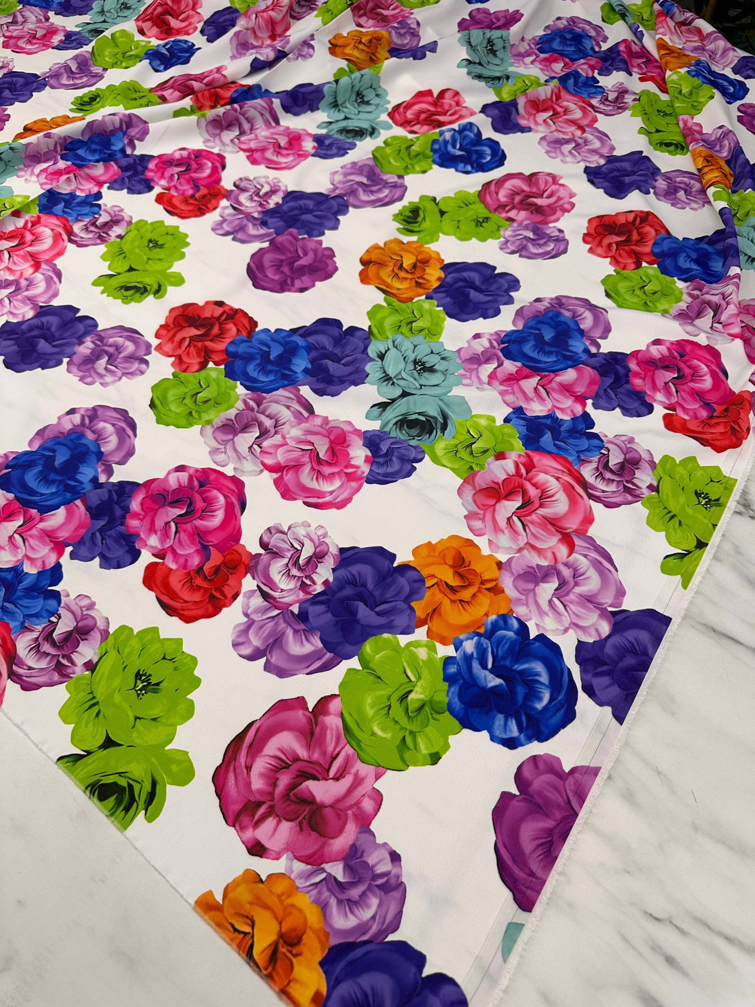 Renkli Gül Desen Elbiselik Gömleklik Krep Kumaş