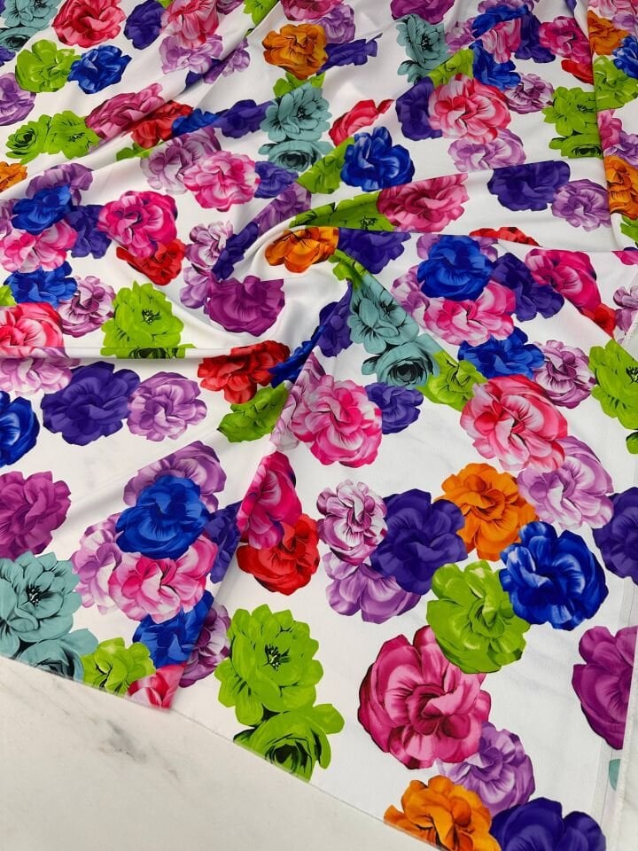 Renkli Gül Desen Elbiselik Gömleklik Krep Kumaş