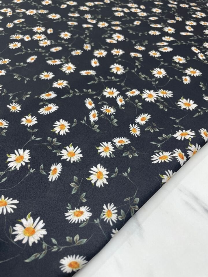 Siyah Papatya Desen Elbiselik Gömleklik Krep Kumaş