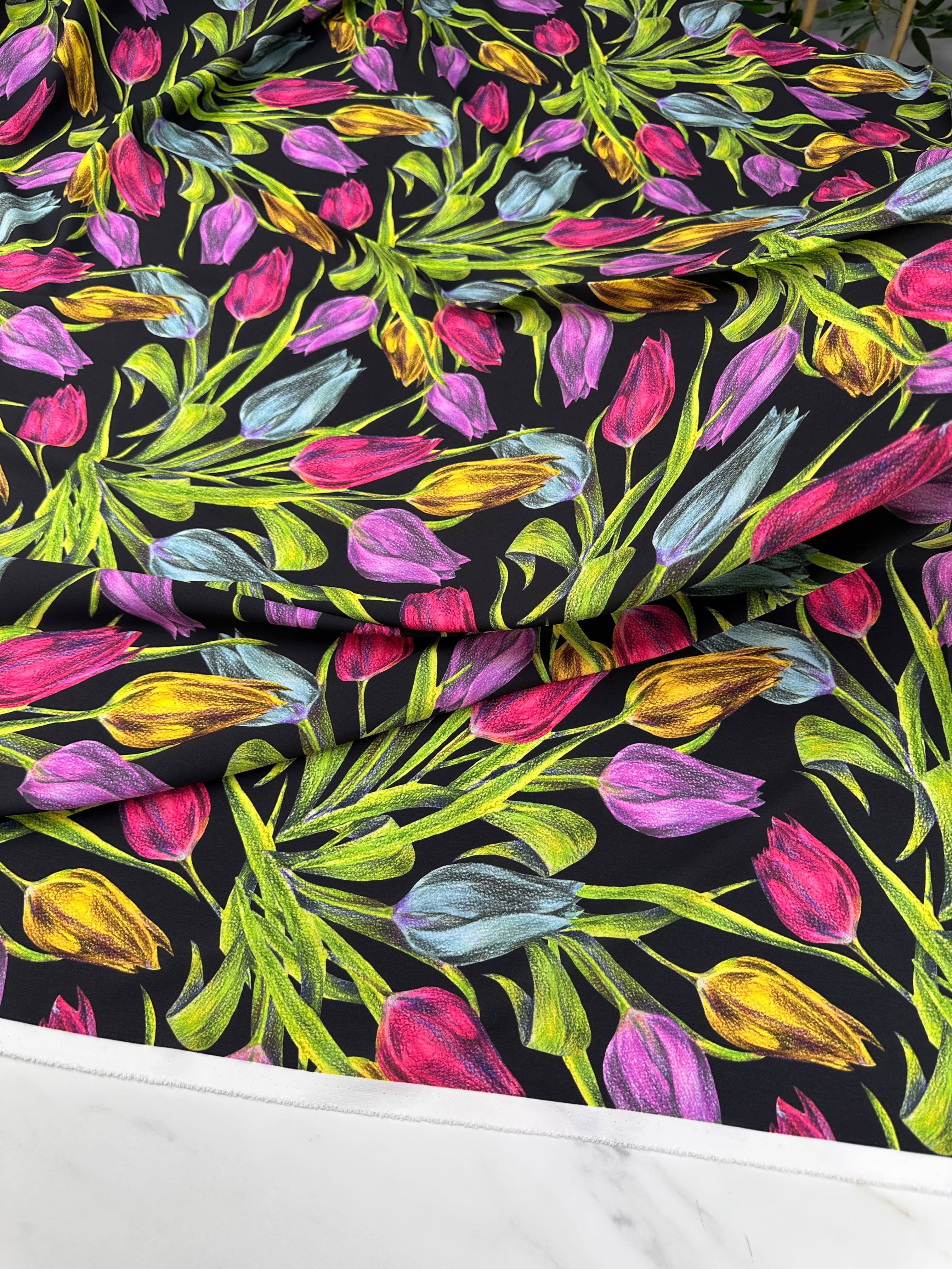 Renkli Lale Desen Elbiselik Gömleklik Krep Kumaş