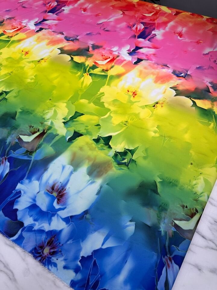 Renkli Desen Elbiselik Gömleklik Krep Kumaş