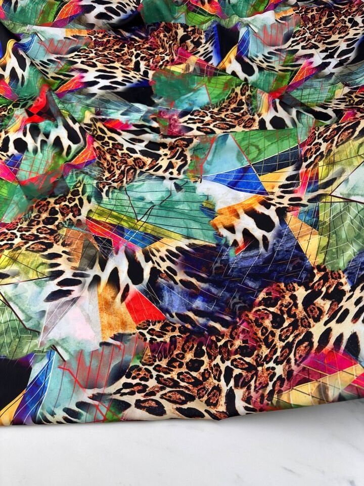Renkli Leopar Desen Elbiselik Gömleklik Krep Kumaş