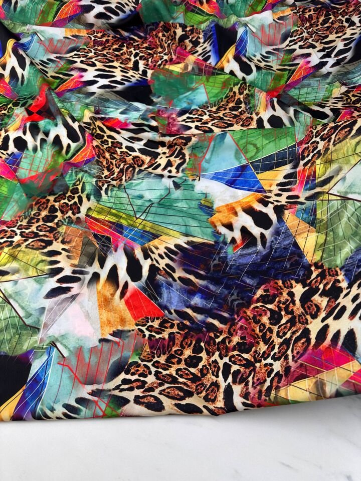 Renkli Leopar Desen Elbiselik Gömleklik Krep Kumaş